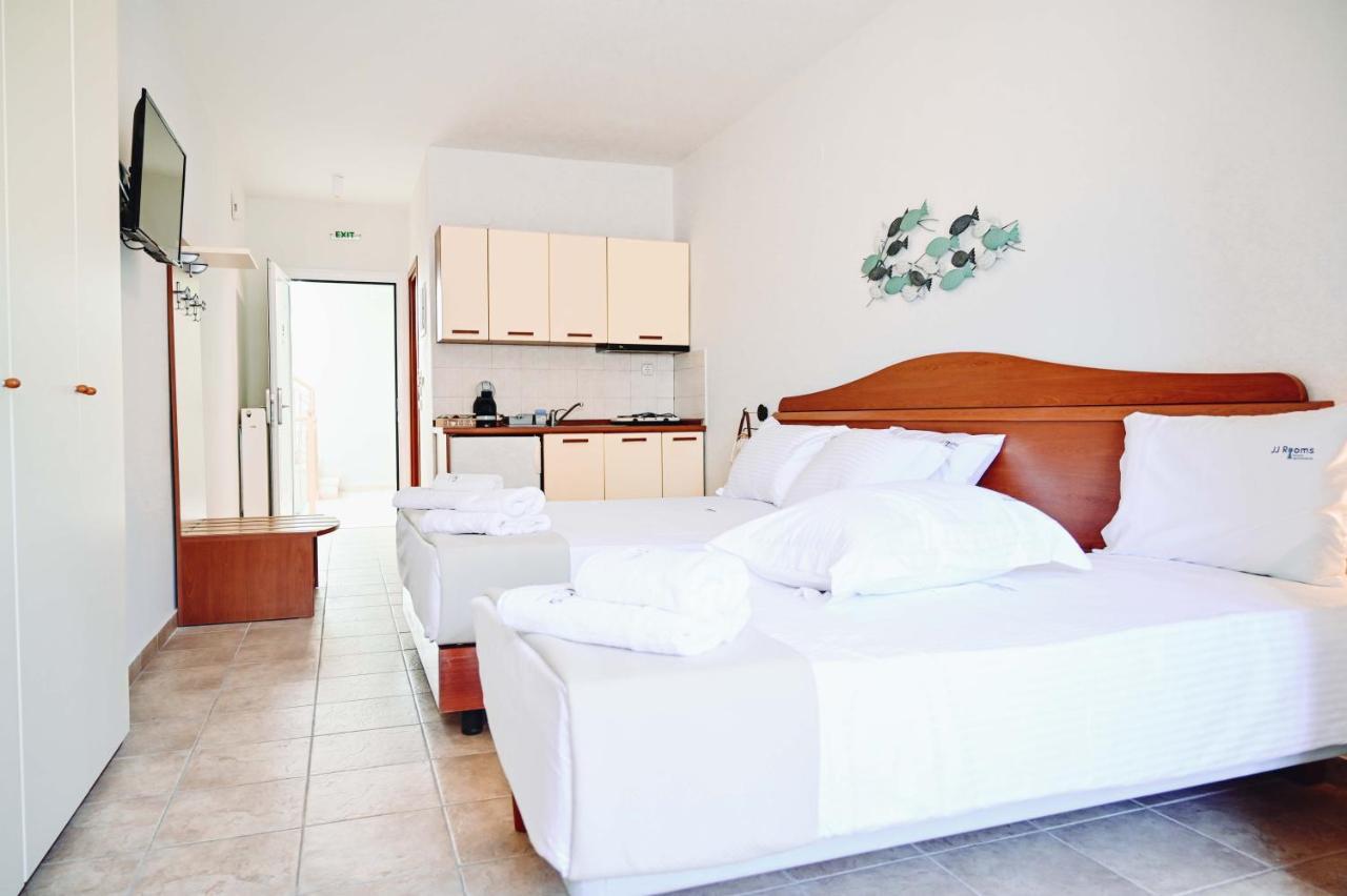 Jj Rooms Luxury Apartments Kallithea  Exterior photo